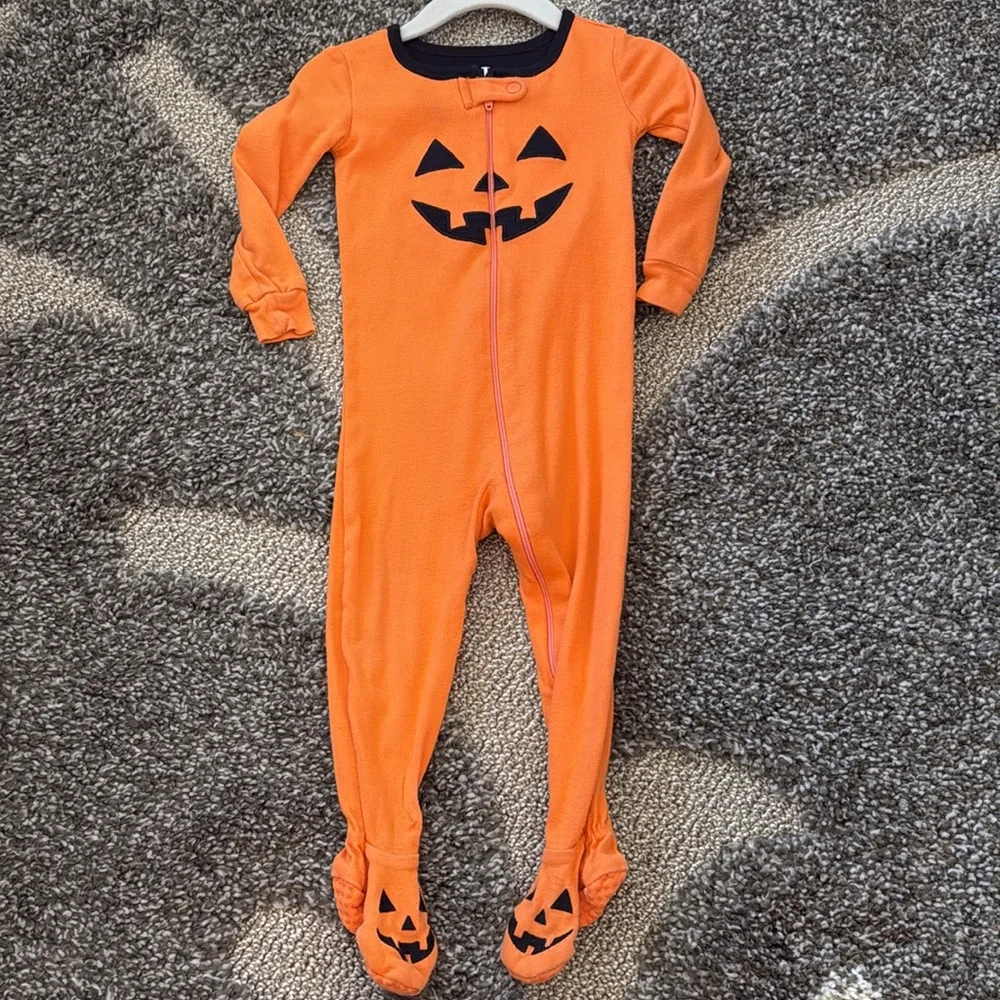The Childrens Place Baby Boy Fall Football Halloween Footed Pajamas Lot 2 Pack